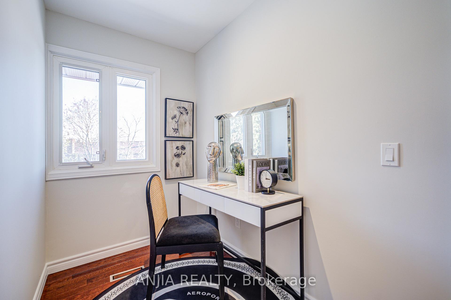 Photo 21 of 139 Briarwood Road, Markham, Unionville — HOMEH