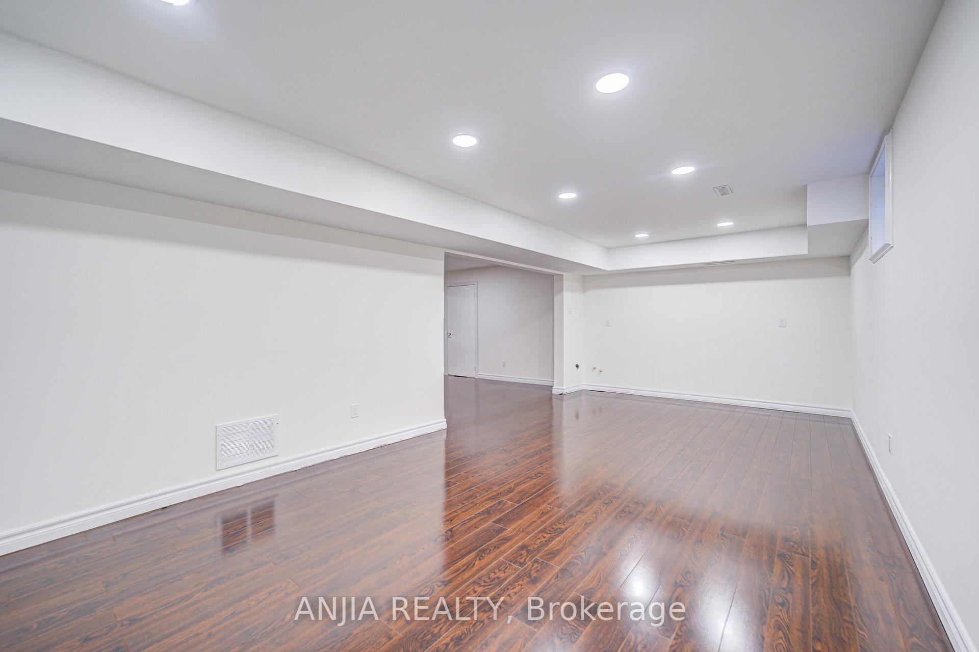 Photo 30 of 139 Briarwood Road, Markham, Unionville — HOMEH