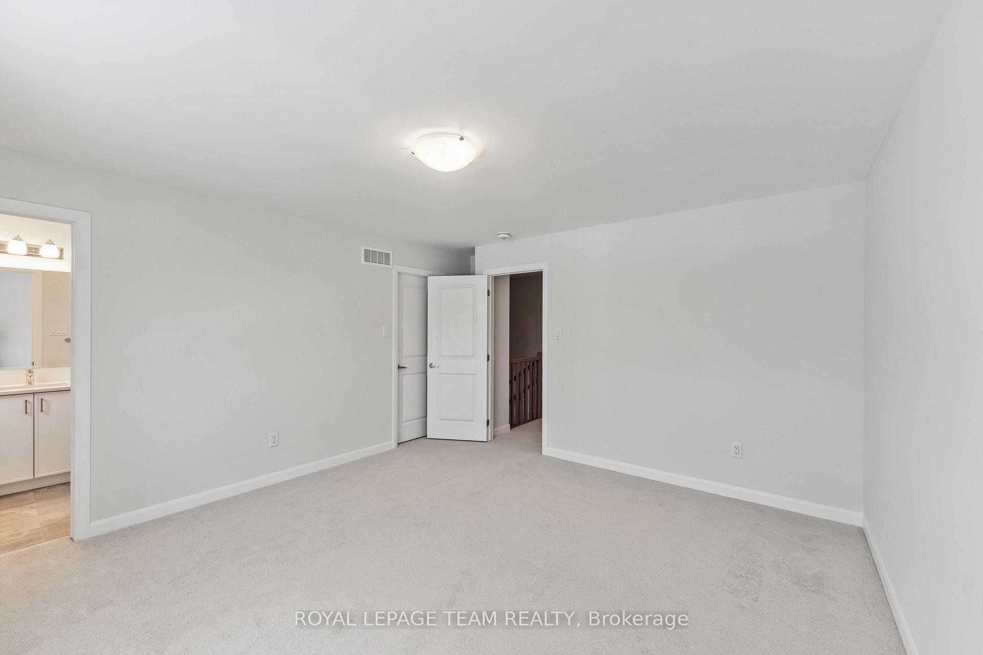 Photo 16 of 730 Fairline Row, Ottawa, Kanata - Emerald Meadows/Trailwest — HOMEH