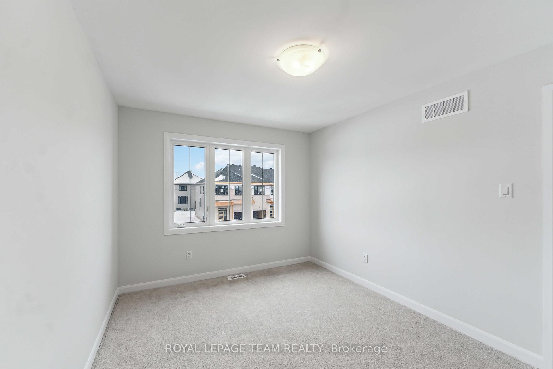 Photo 20 of 730 Fairline Row, Ottawa, Kanata - Emerald Meadows/Trailwest — HOMEH