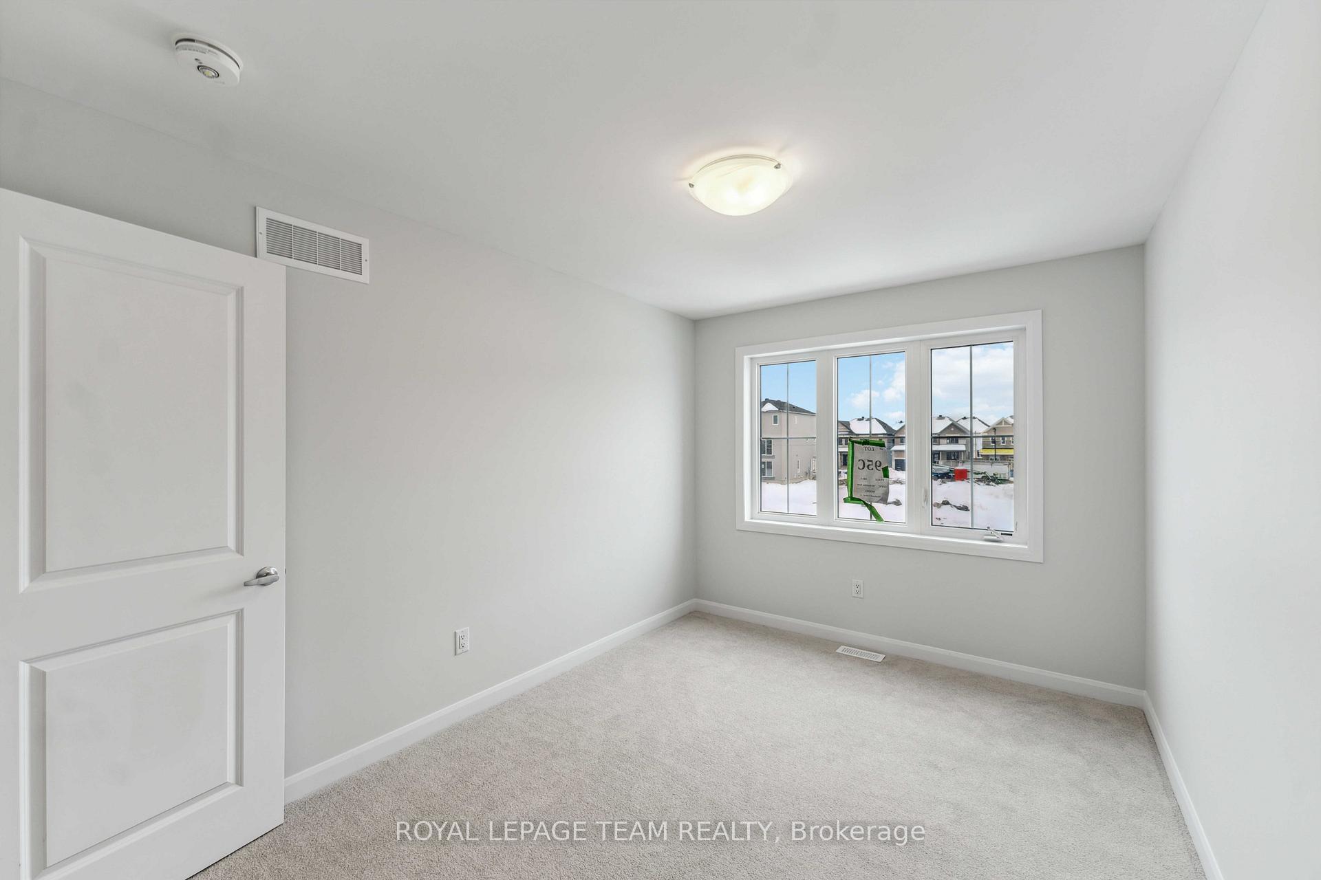 Photo 21 of 730 Fairline Row, Ottawa, Kanata - Emerald Meadows/Trailwest — HOMEH