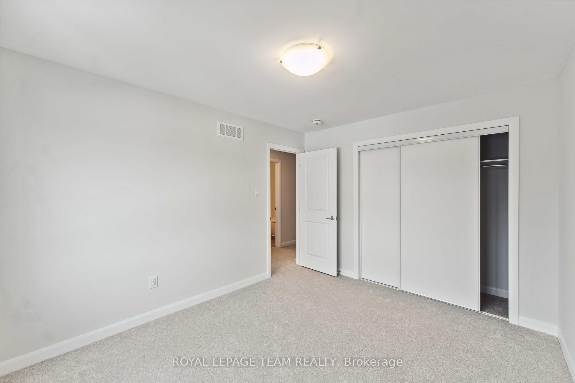 Photo 22 of 730 Fairline Row, Ottawa, Kanata - Emerald Meadows/Trailwest — HOMEH
