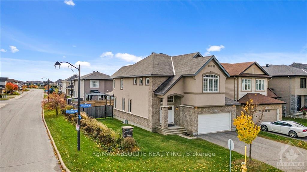Photo 3 of 243 Balikun Heights, Ottawa, Kanata - Emerald Meadows/Trailwest — HOMEH