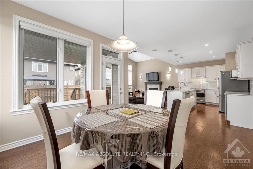 Photo 10 of 243 Balikun Heights, Ottawa, Kanata - Emerald Meadows/Trailwest — HOMEH