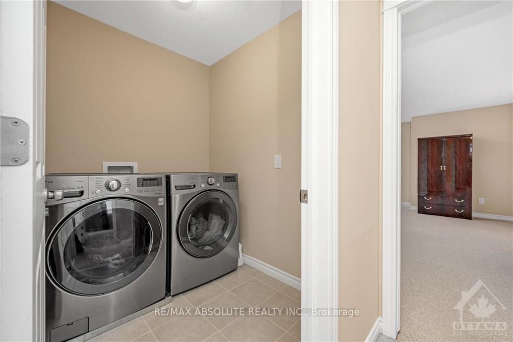 Photo 21 of 243 Balikun Heights, Ottawa, Kanata - Emerald Meadows/Trailwest — HOMEH