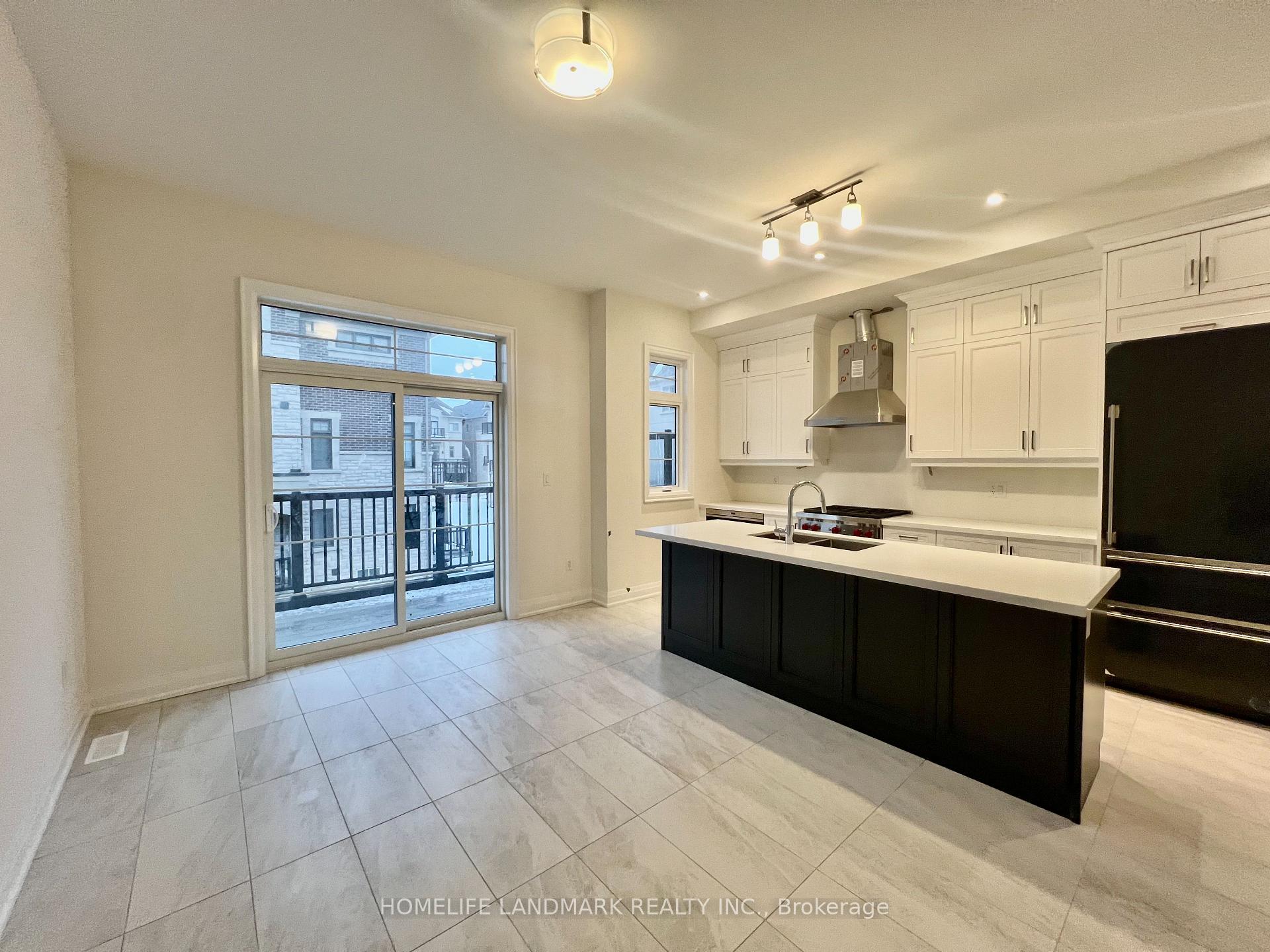 Photo 6 of 20 Gardeners Lane, Markham, Angus Glen — HOMEH