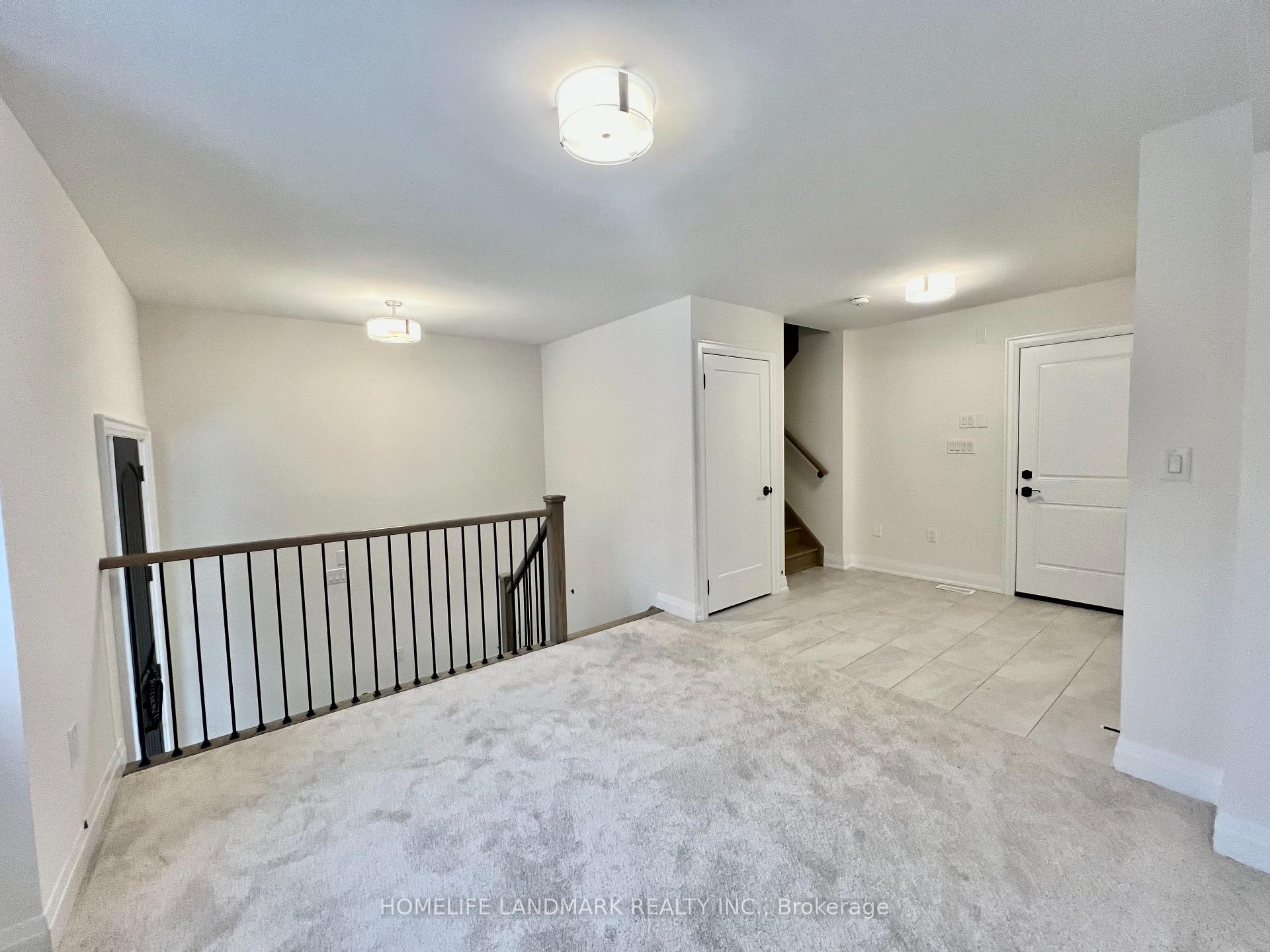 Photo 10 of 20 Gardeners Lane, Markham, Angus Glen — HOMEH