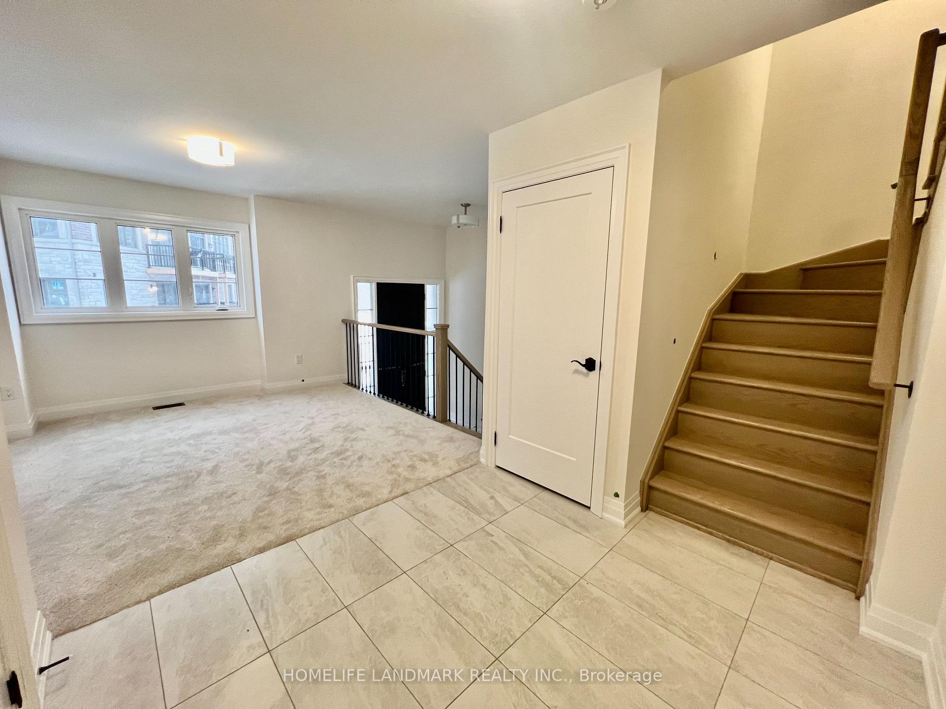 Photo 11 of 20 Gardeners Lane, Markham, Angus Glen — HOMEH