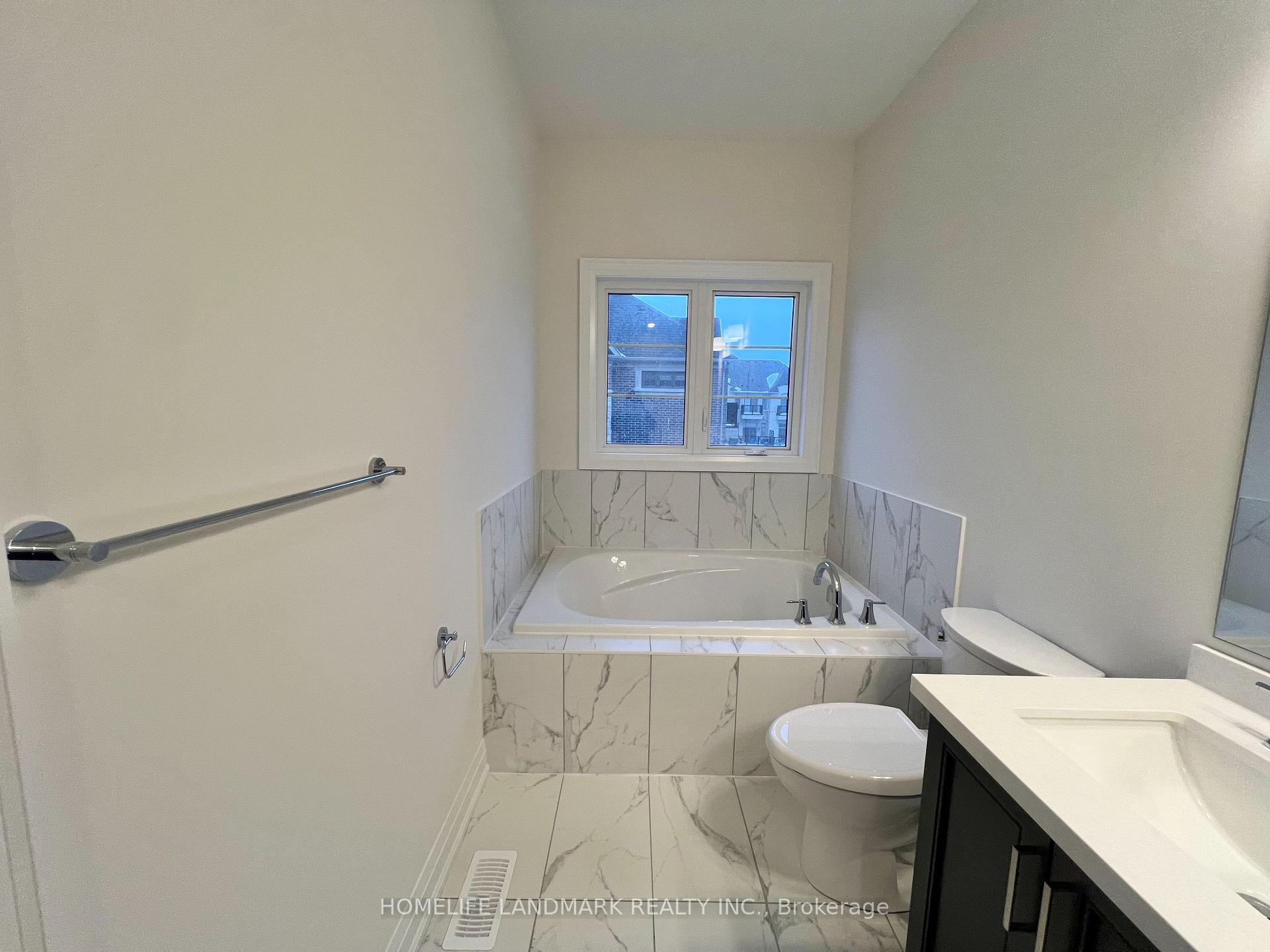 Photo 21 of 20 Gardeners Lane, Markham, Angus Glen — HOMEH
