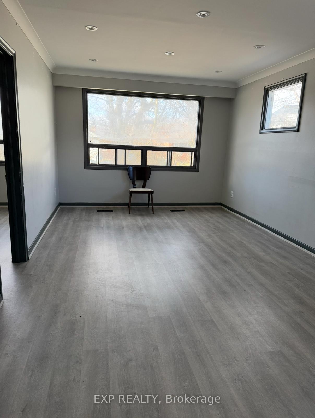 Photo 2 of 79 Morgan Avenue, Markham, Thornhill — HOMEH