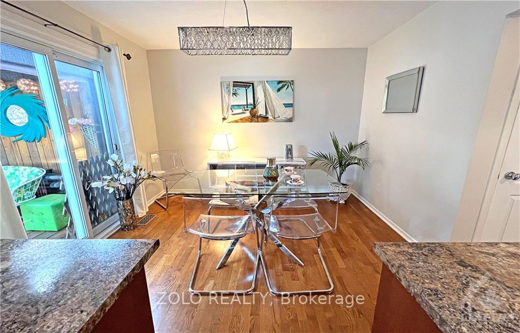 Photo 2 of 26 Melanie Crescent, Ottawa, Kanata - Glencairn/Hazeldean — HOMEH