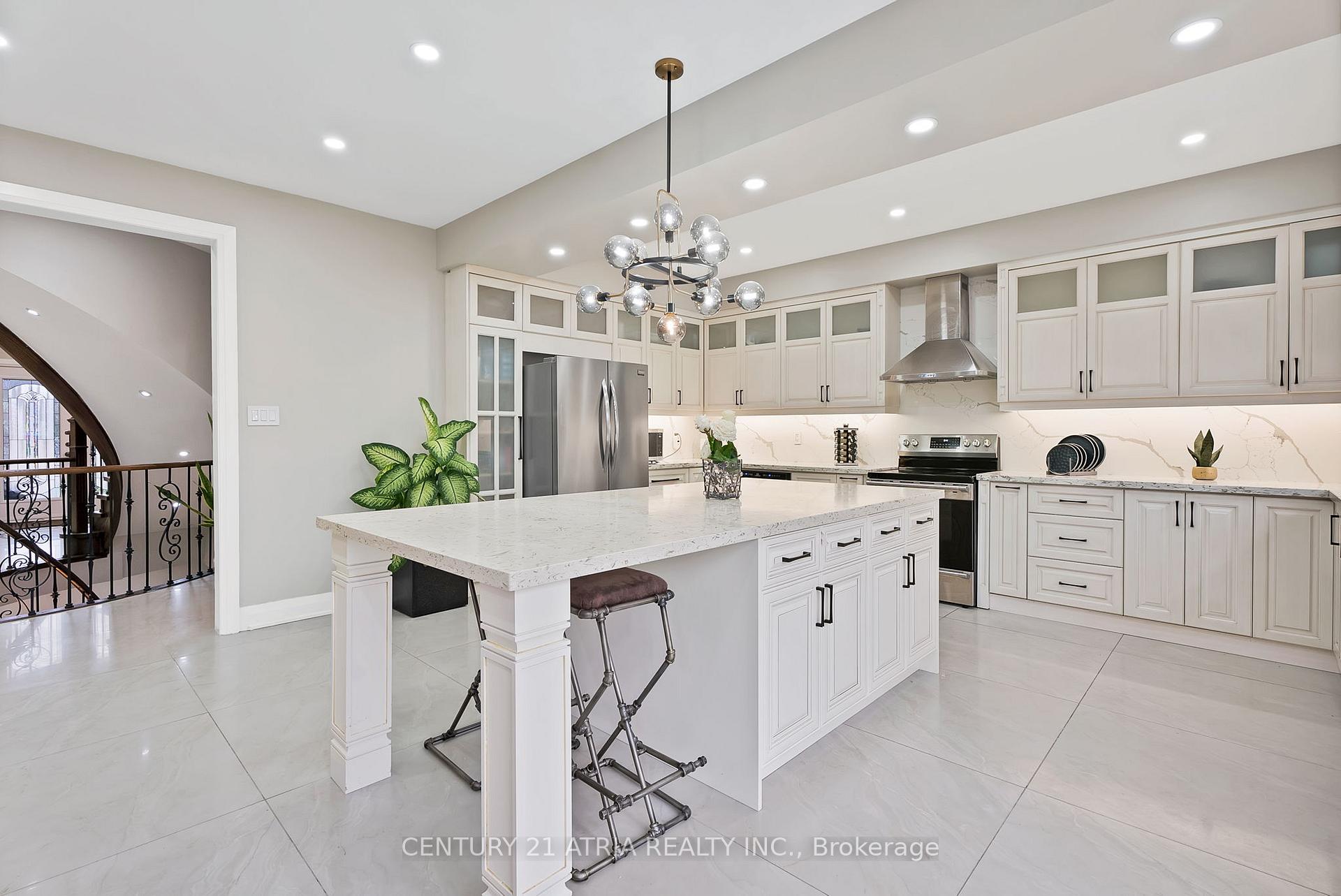 Photo 8 of 22 Upper Ridge Court, Markham, Rouge Fairways — HOMEH