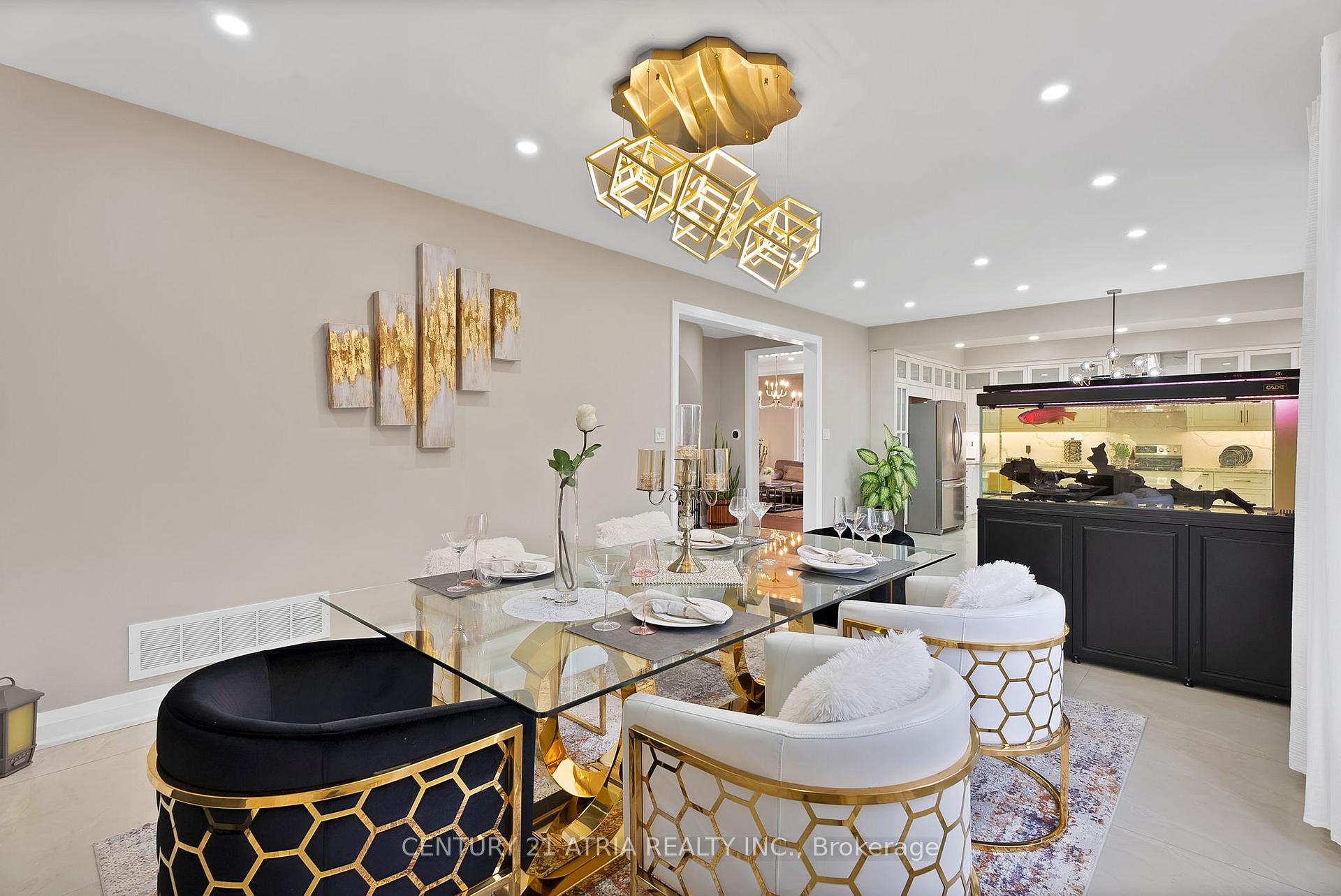 Photo 12 of 22 Upper Ridge Court, Markham, Rouge Fairways — HOMEH