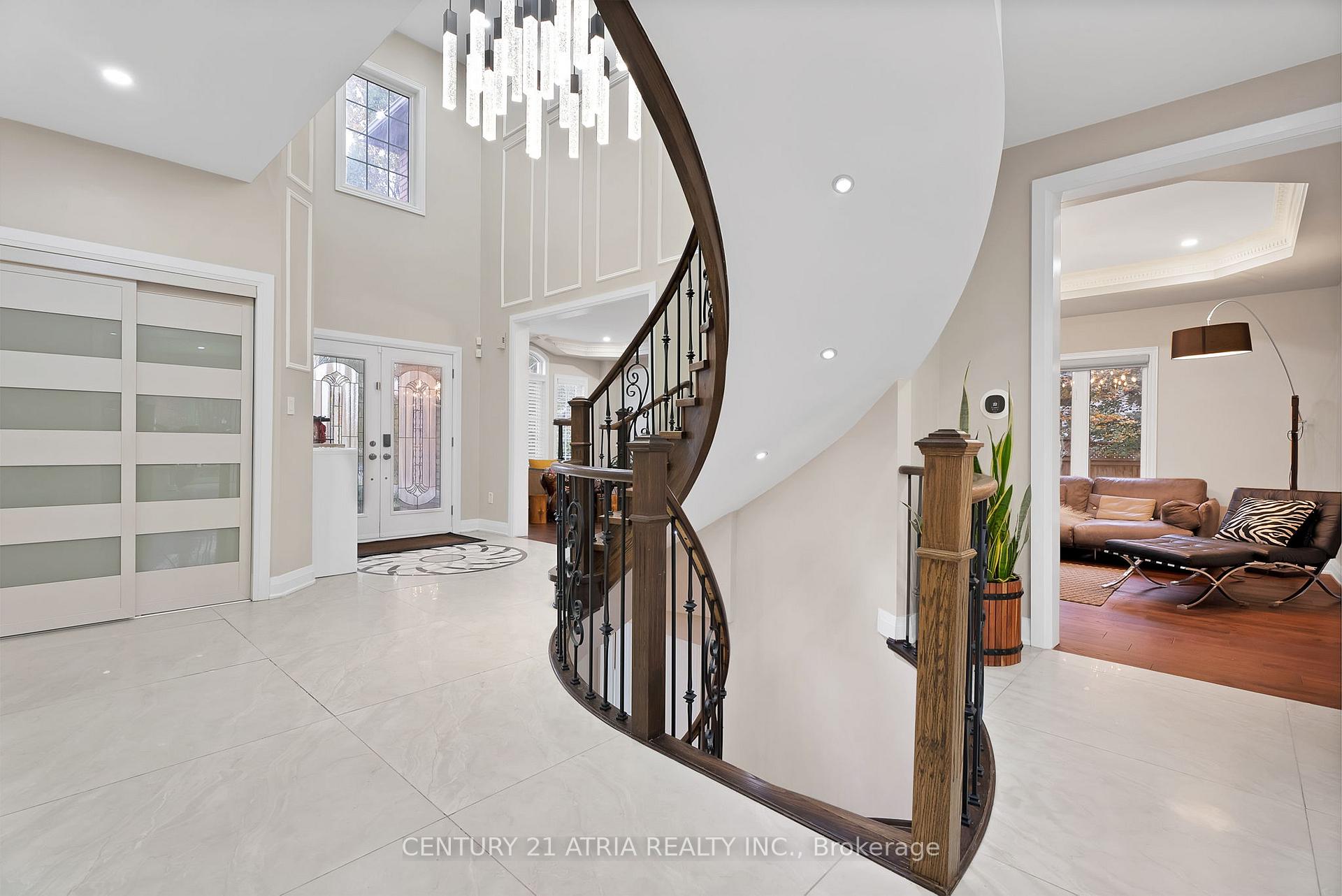 Photo 13 of 22 Upper Ridge Court, Markham, Rouge Fairways — HOMEH