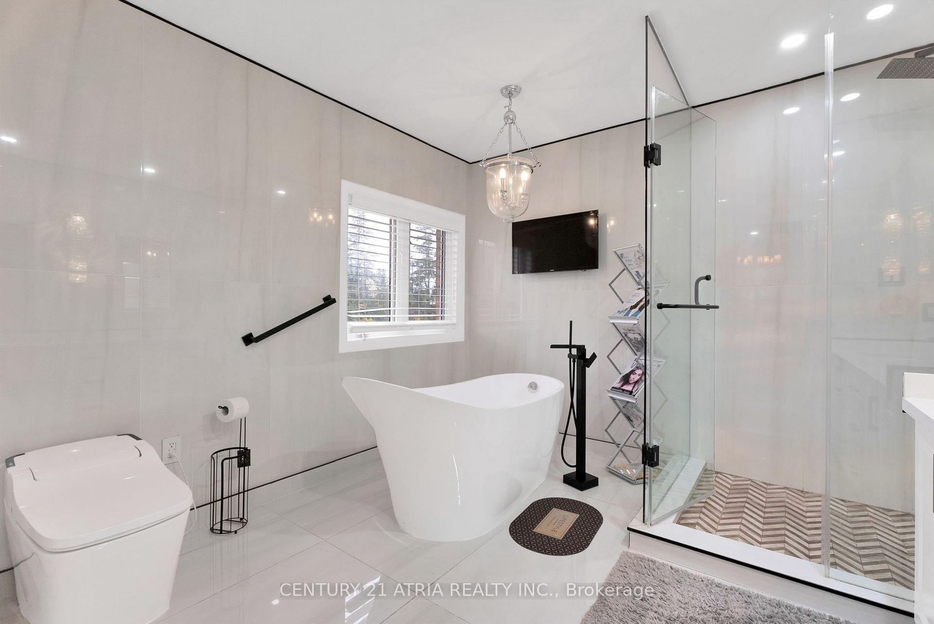 Photo 19 of 22 Upper Ridge Court, Markham, Rouge Fairways — HOMEH
