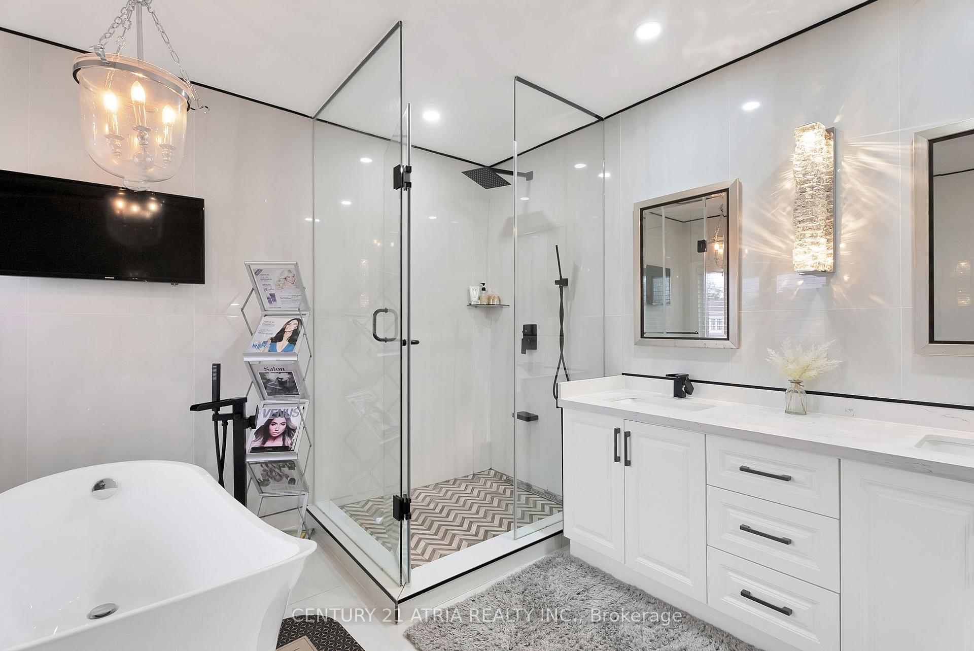 Photo 20 of 22 Upper Ridge Court, Markham, Rouge Fairways — HOMEH