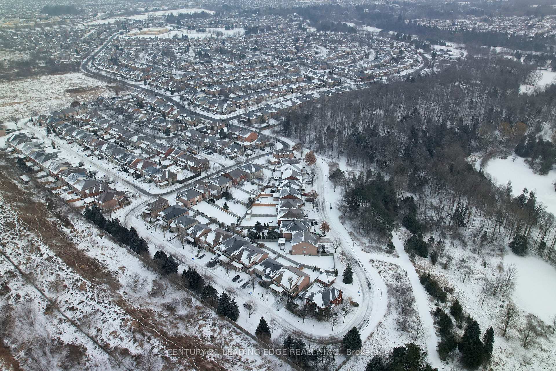 Photo 4 of 8 Serviceberry Road, Markham, Legacy — HOMEH