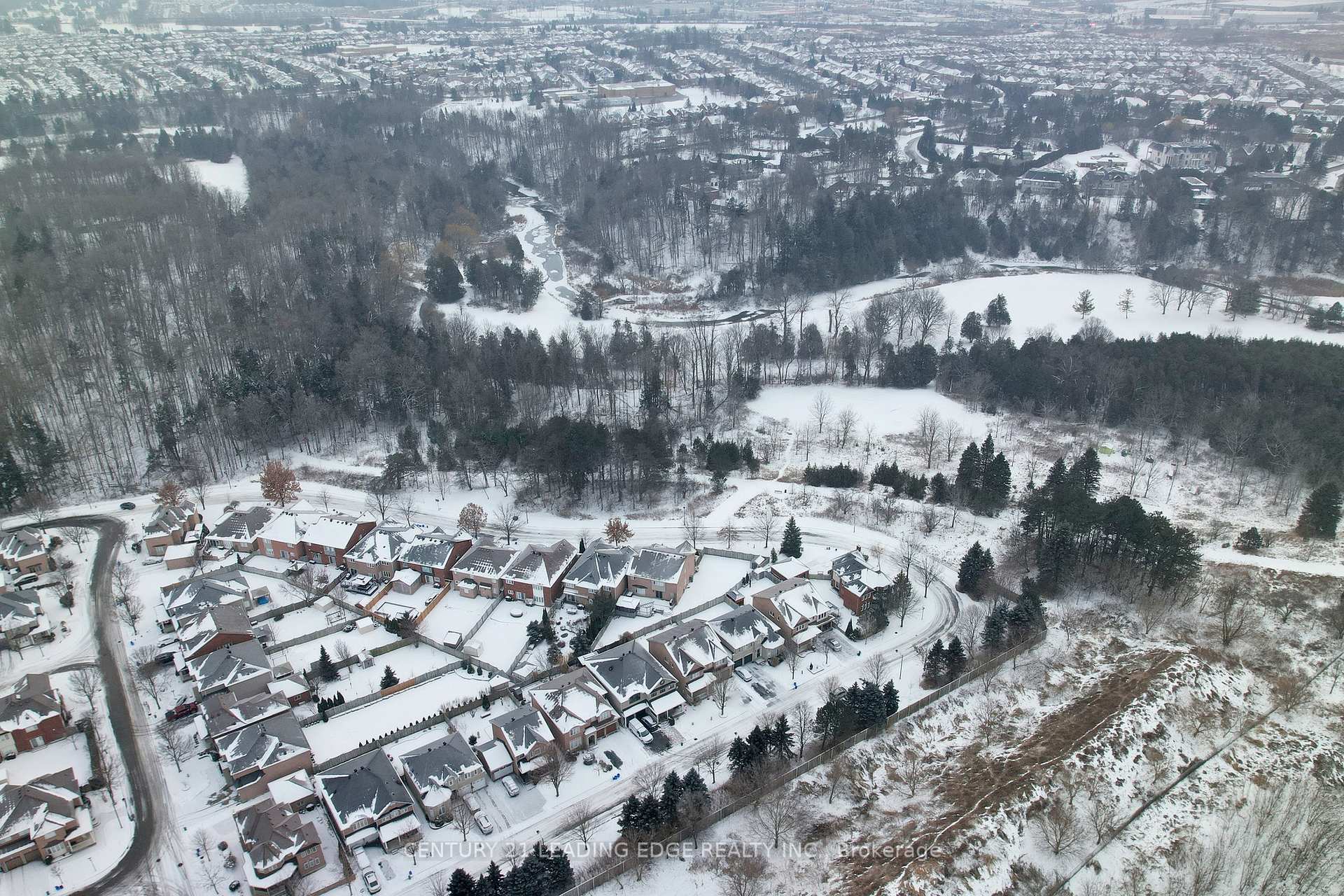 Photo 5 of 8 Serviceberry Road, Markham, Legacy — HOMEH
