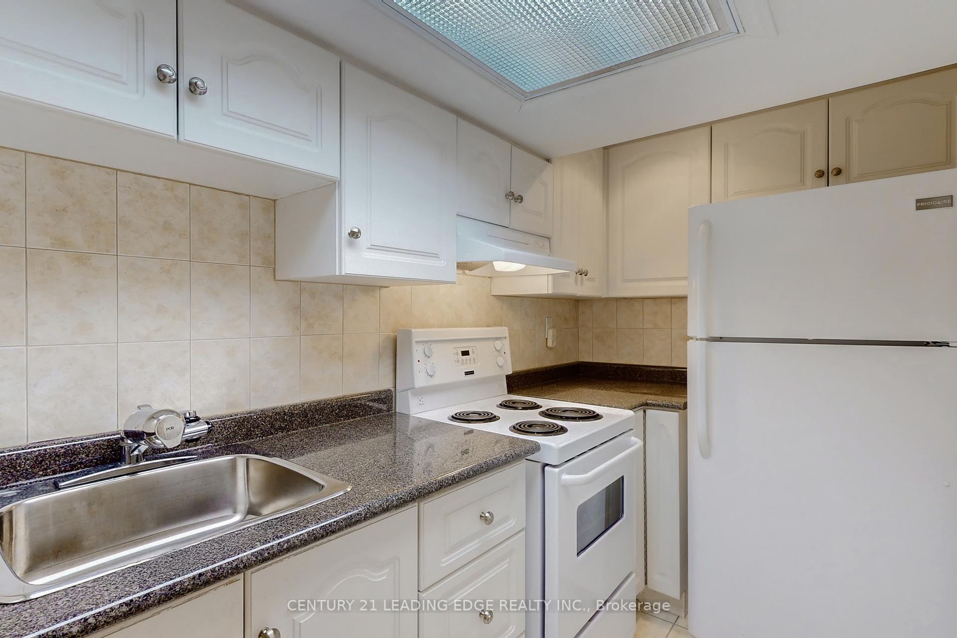 Photo 40 of 8 Serviceberry Road, Markham, Legacy — HOMEH