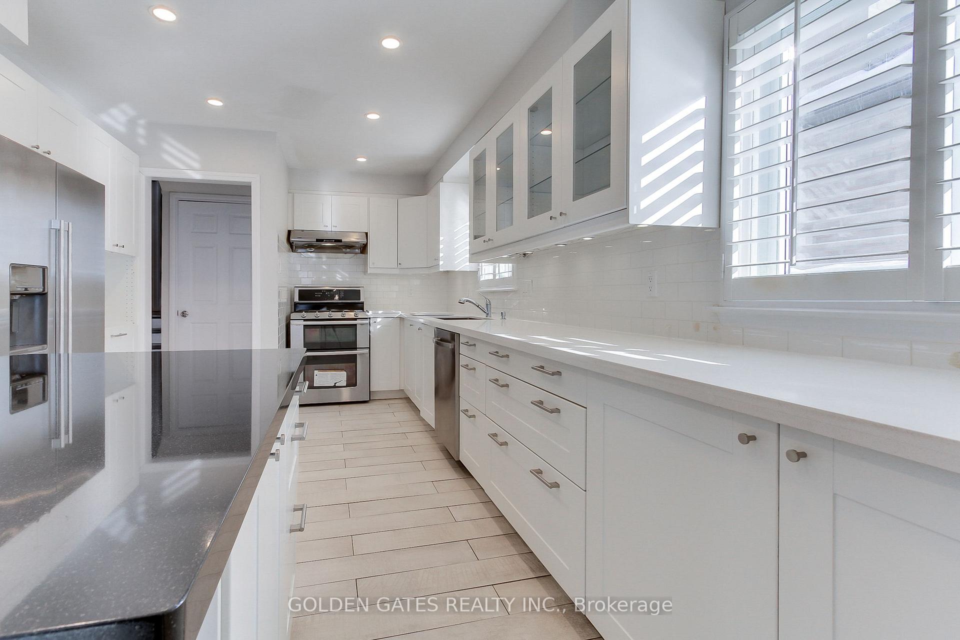 Photo 9 of 38 Romfield Circuit, Markham, Royal Orchard — HOMEH