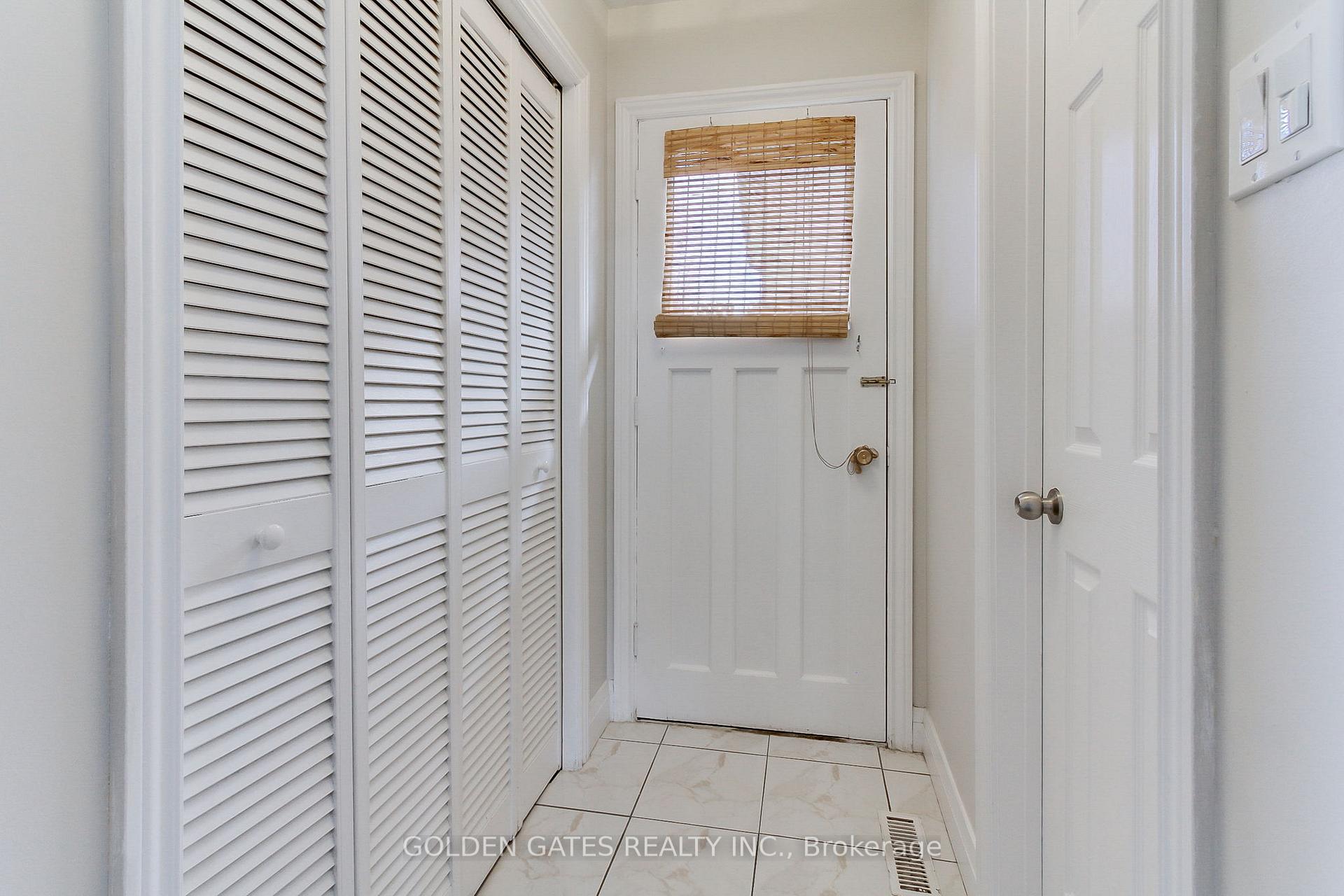 Photo 25 of 38 Romfield Circuit, Markham, Royal Orchard — HOMEH