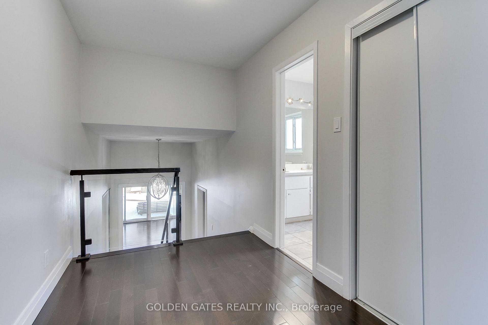 Photo 26 of 38 Romfield Circuit, Markham, Royal Orchard — HOMEH