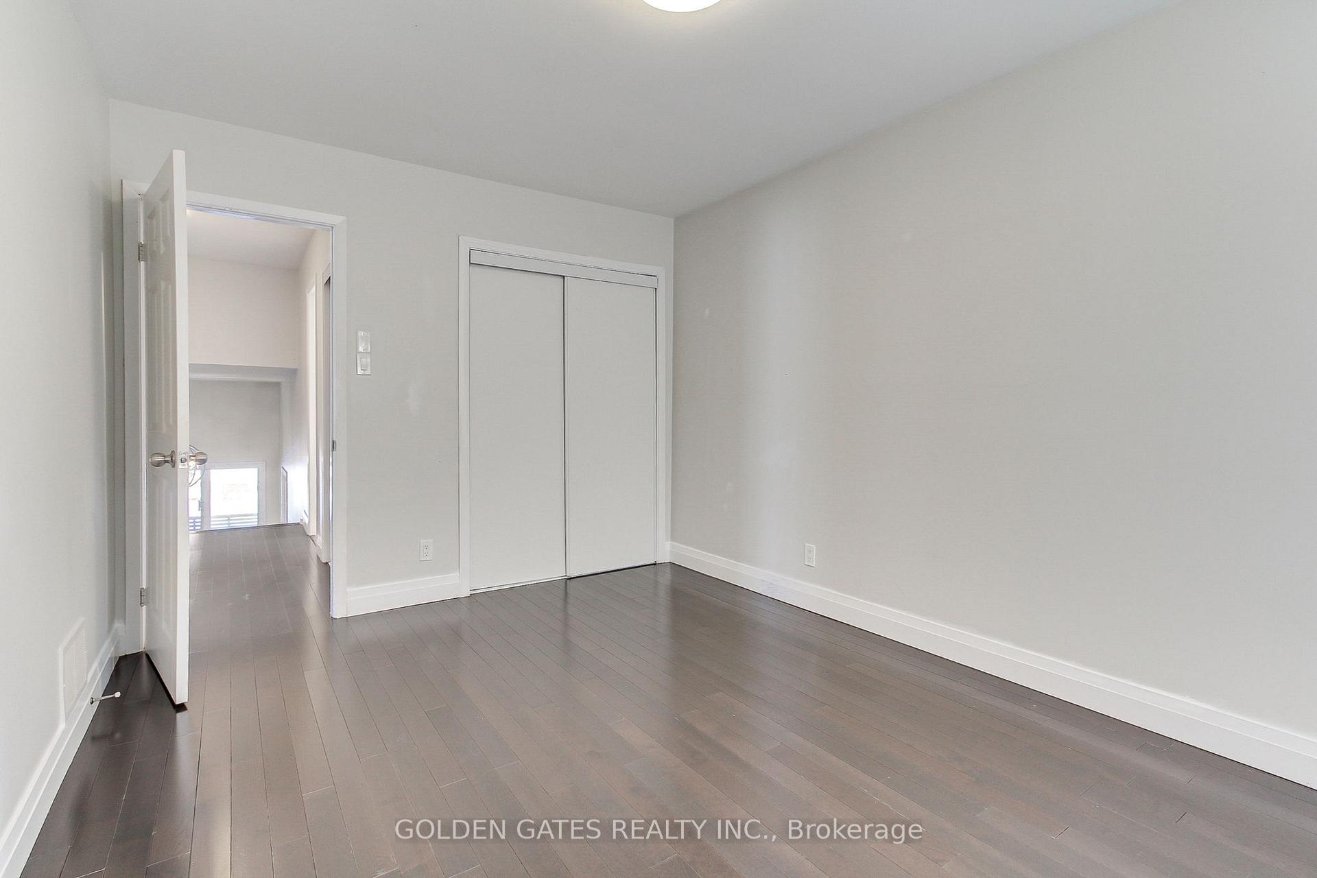 Photo 34 of 38 Romfield Circuit, Markham, Royal Orchard — HOMEH