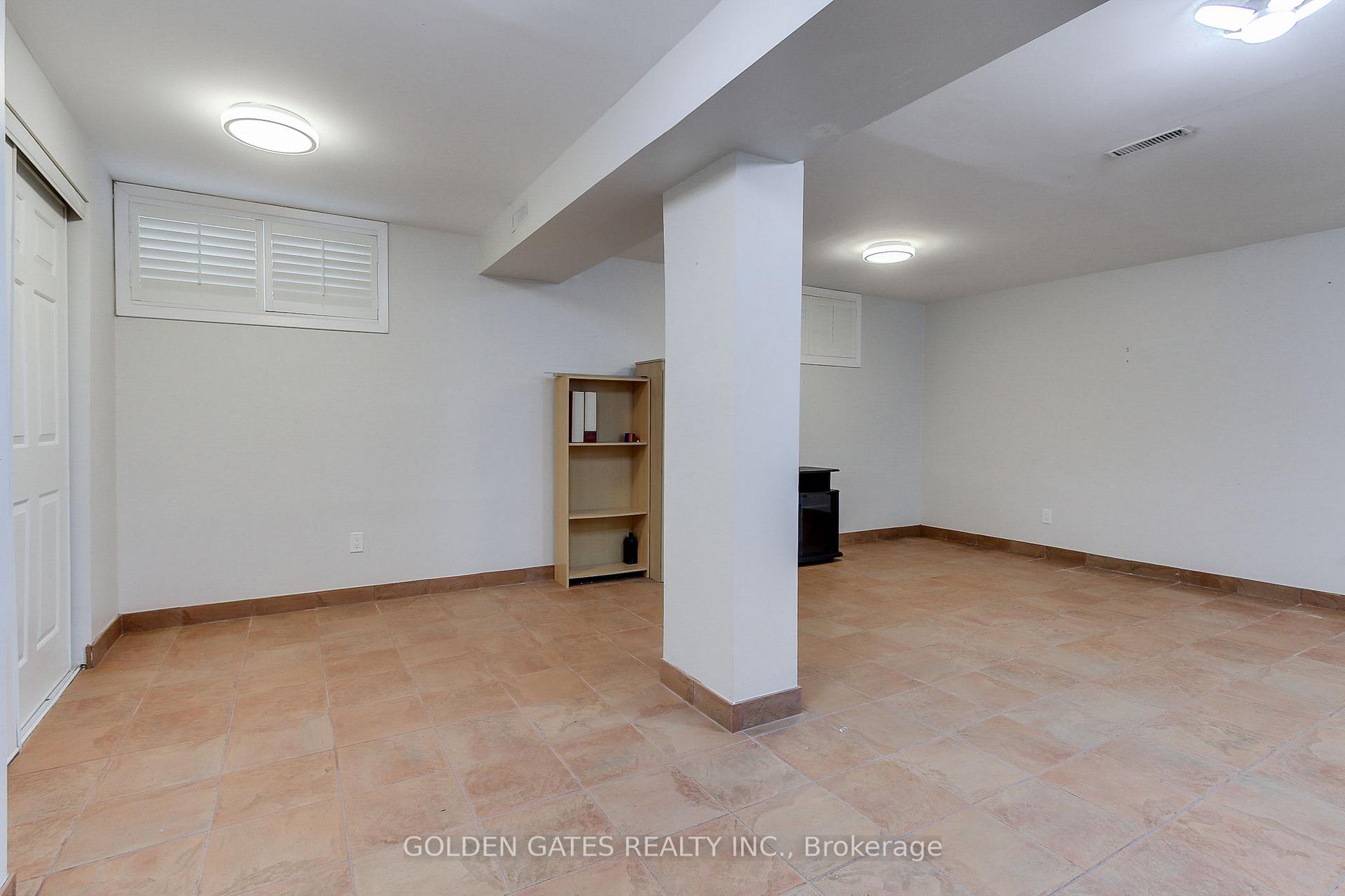 Photo 39 of 38 Romfield Circuit, Markham, Royal Orchard — HOMEH