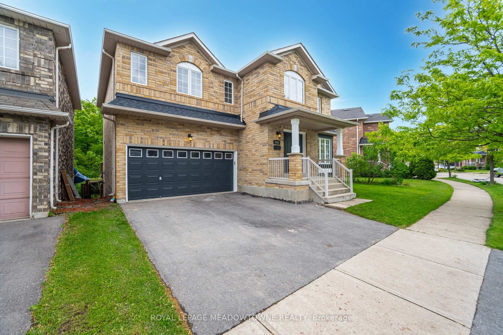 Photo 3 of 1212 Fox Crescent, Milton, Dempsey — HOMEH
