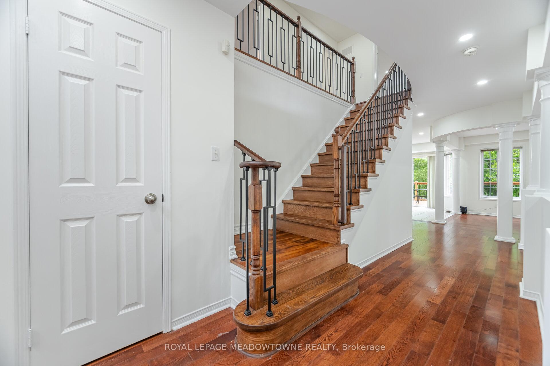 Photo 11 of 1212 Fox Crescent, Milton, Dempsey — HOMEH