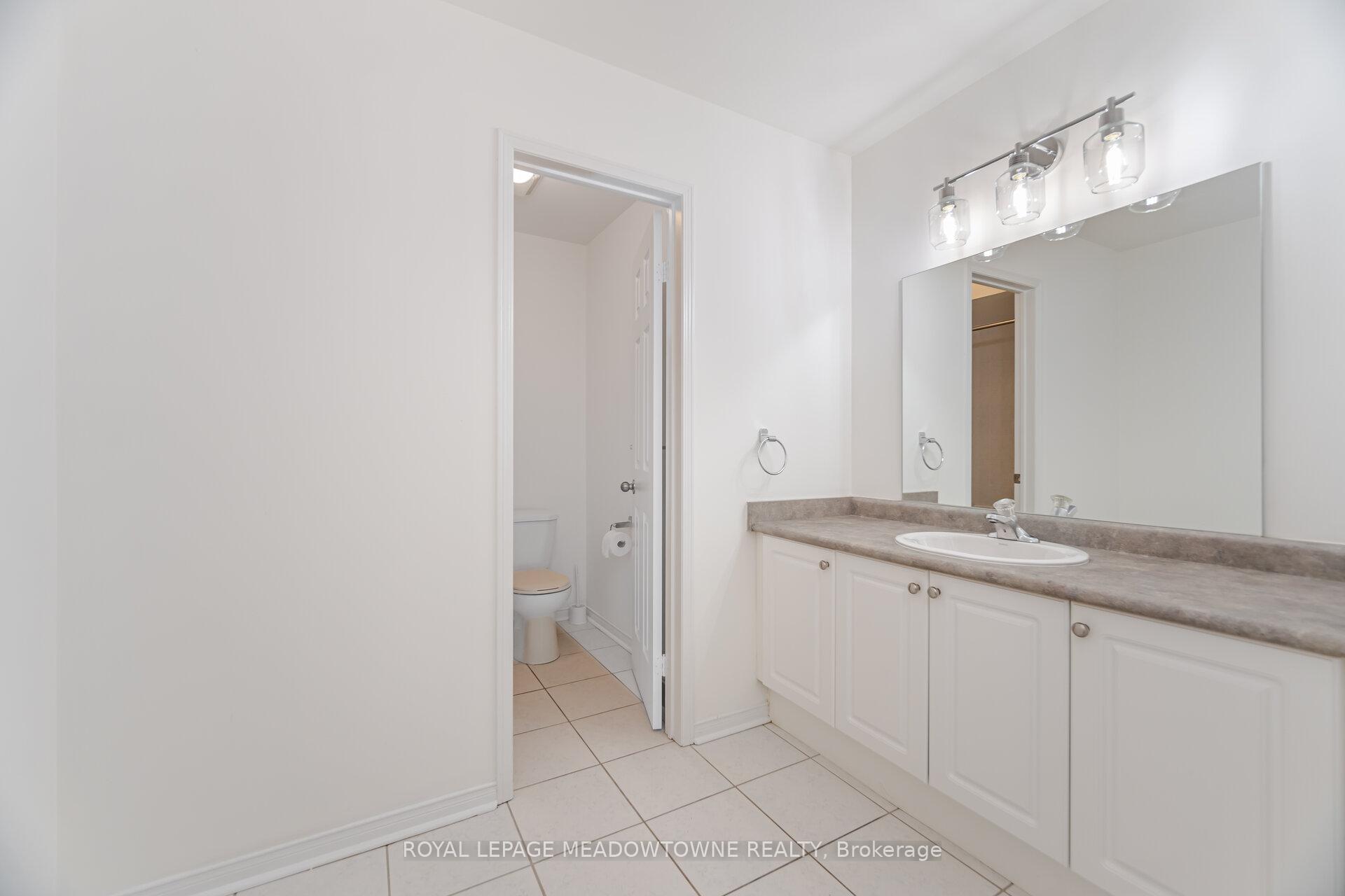 Photo 19 of 1212 Fox Crescent, Milton, Dempsey — HOMEH