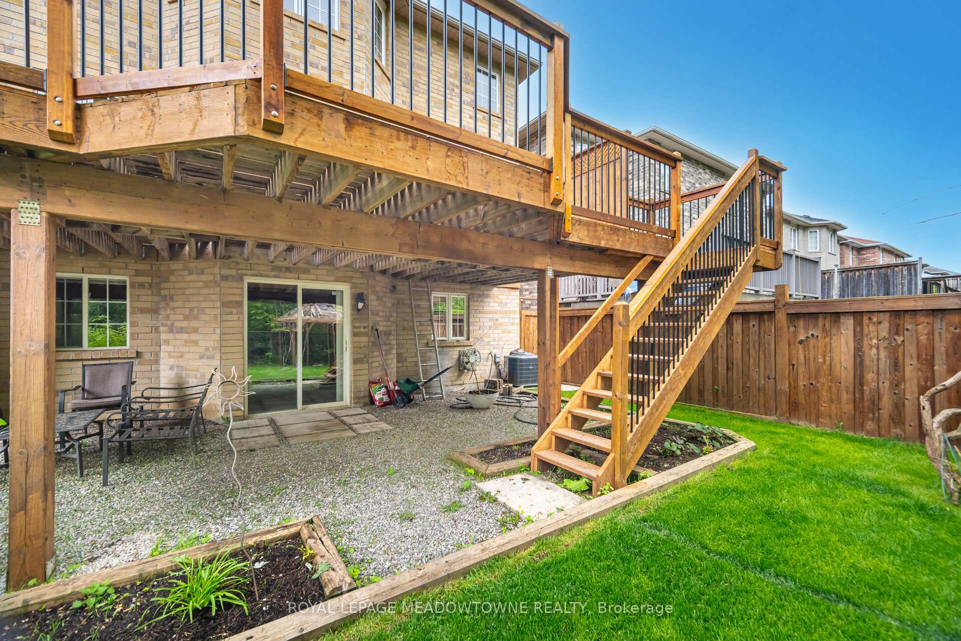Photo 32 of 1212 Fox Crescent, Milton, Dempsey — HOMEH