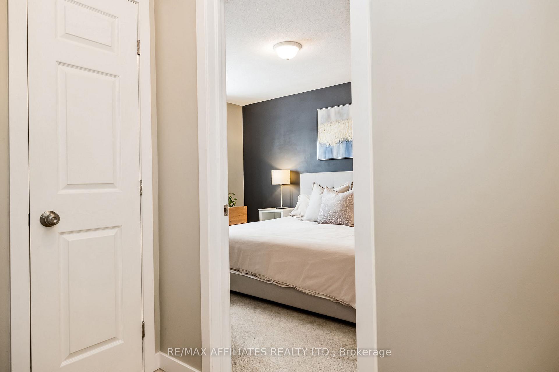 Photo 21 of 30 Harrington Court, Ottawa, Kanata - Kanata Lakes/Heritage Hills — HOMEH