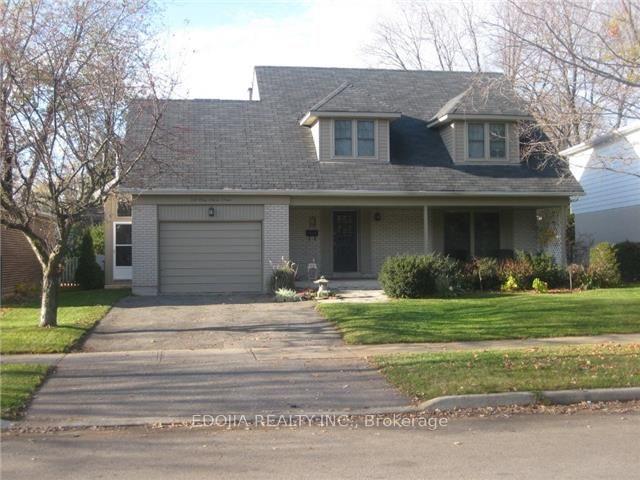 Photo 1 of 140 Bay Thorn Drive, Markham, Royal Orchard — HOMEH