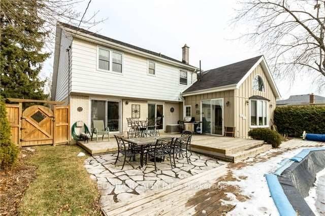 Photo 17 of 140 Bay Thorn Drive, Markham, Royal Orchard — HOMEH