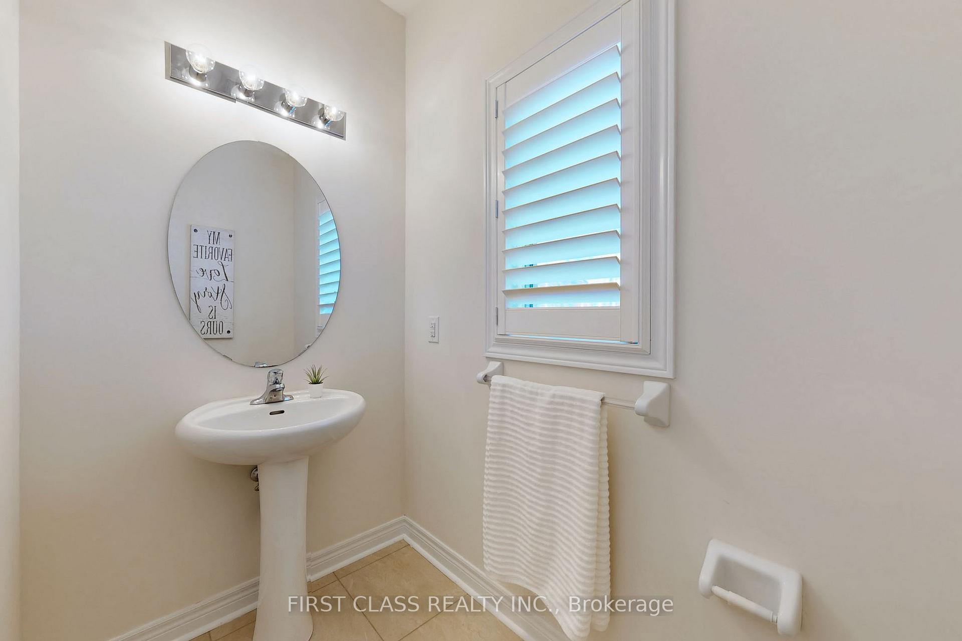 Photo 17 of 157 William Bartlett Drive, Markham, Berczy — HOMEH