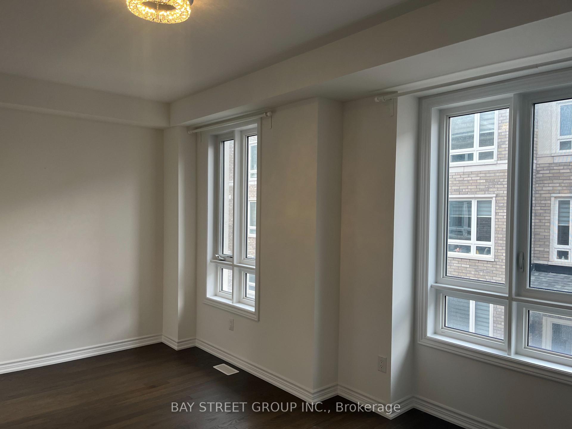 Photo 9 of 76 Chicago Lane, Markham, Wismer — HOMEH