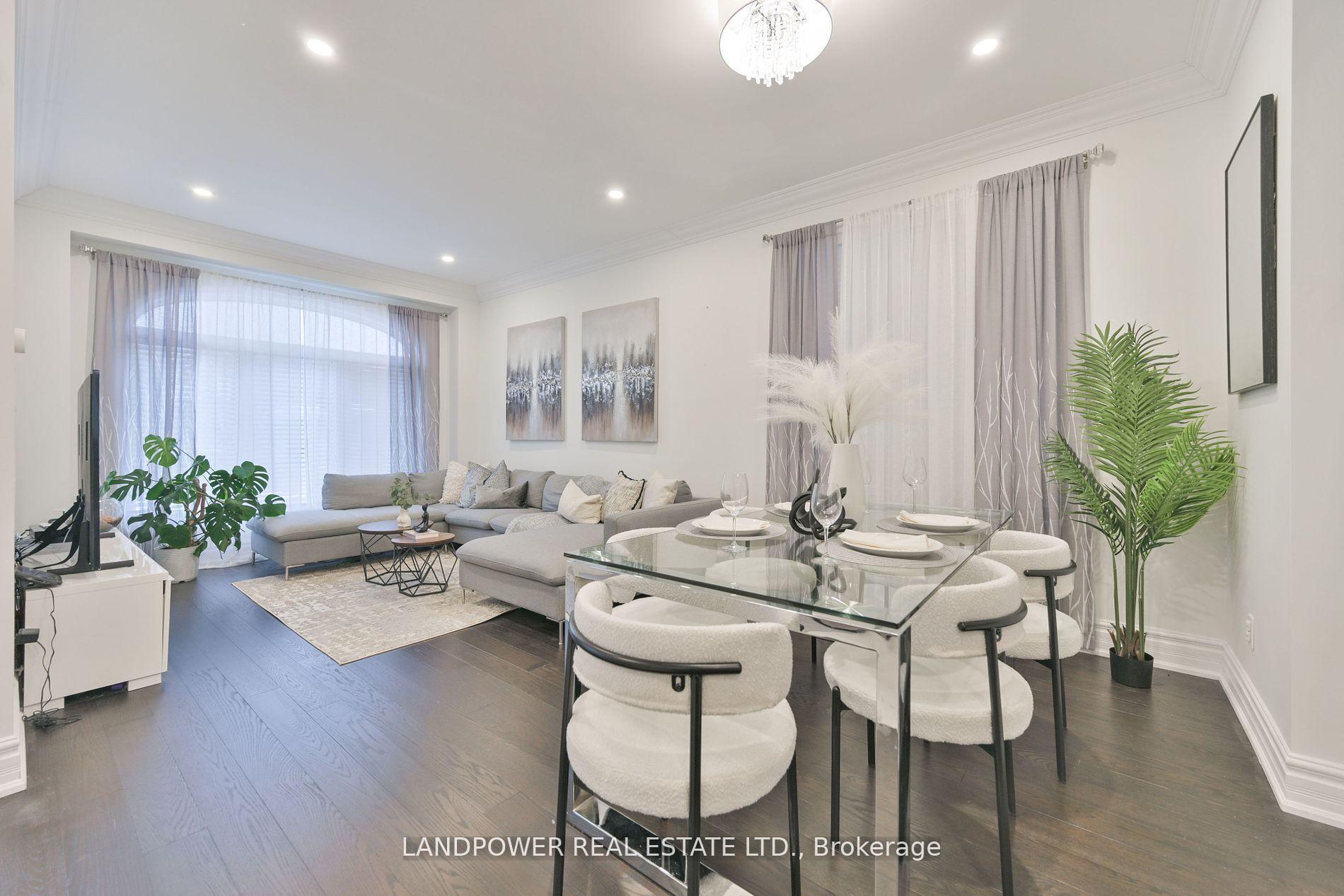 Photo 1 of 6 Tower Bridge Crescent, Markham, Berczy — HOMEH