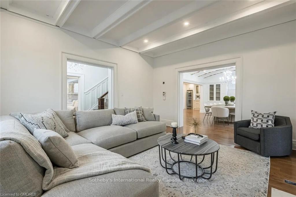 Photo 2 of 276 Aberdeen Avenue, Hamilton, Kirkendall — HOMEH