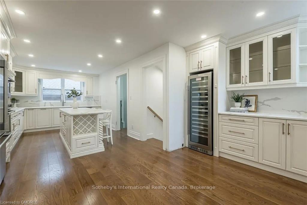 Photo 5 of 276 Aberdeen Avenue, Hamilton, Kirkendall — HOMEH
