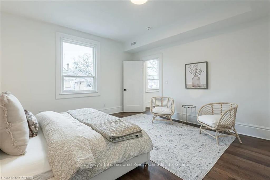 Photo 10 of 276 Aberdeen Avenue, Hamilton, Kirkendall — HOMEH