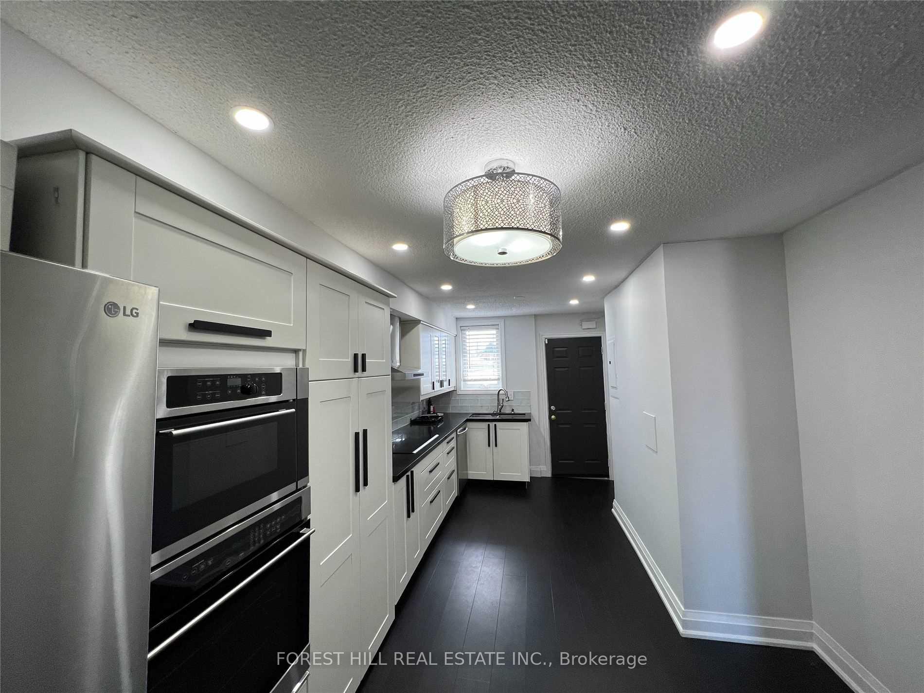 Photo 2 of Unit Upper, 136 Main Street E, Milton, Old Milton — HOMEH