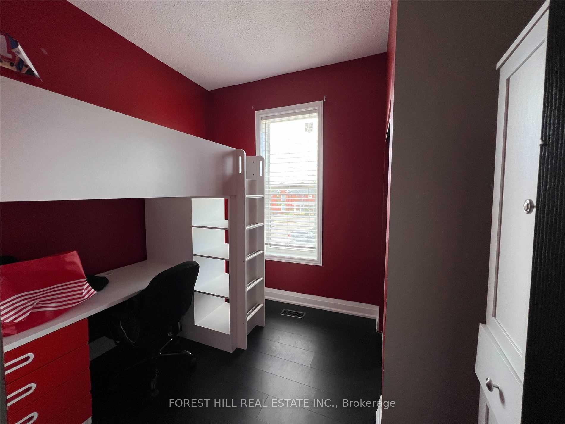 Photo 14 of Unit Upper, 136 Main Street E, Milton, Old Milton — HOMEH