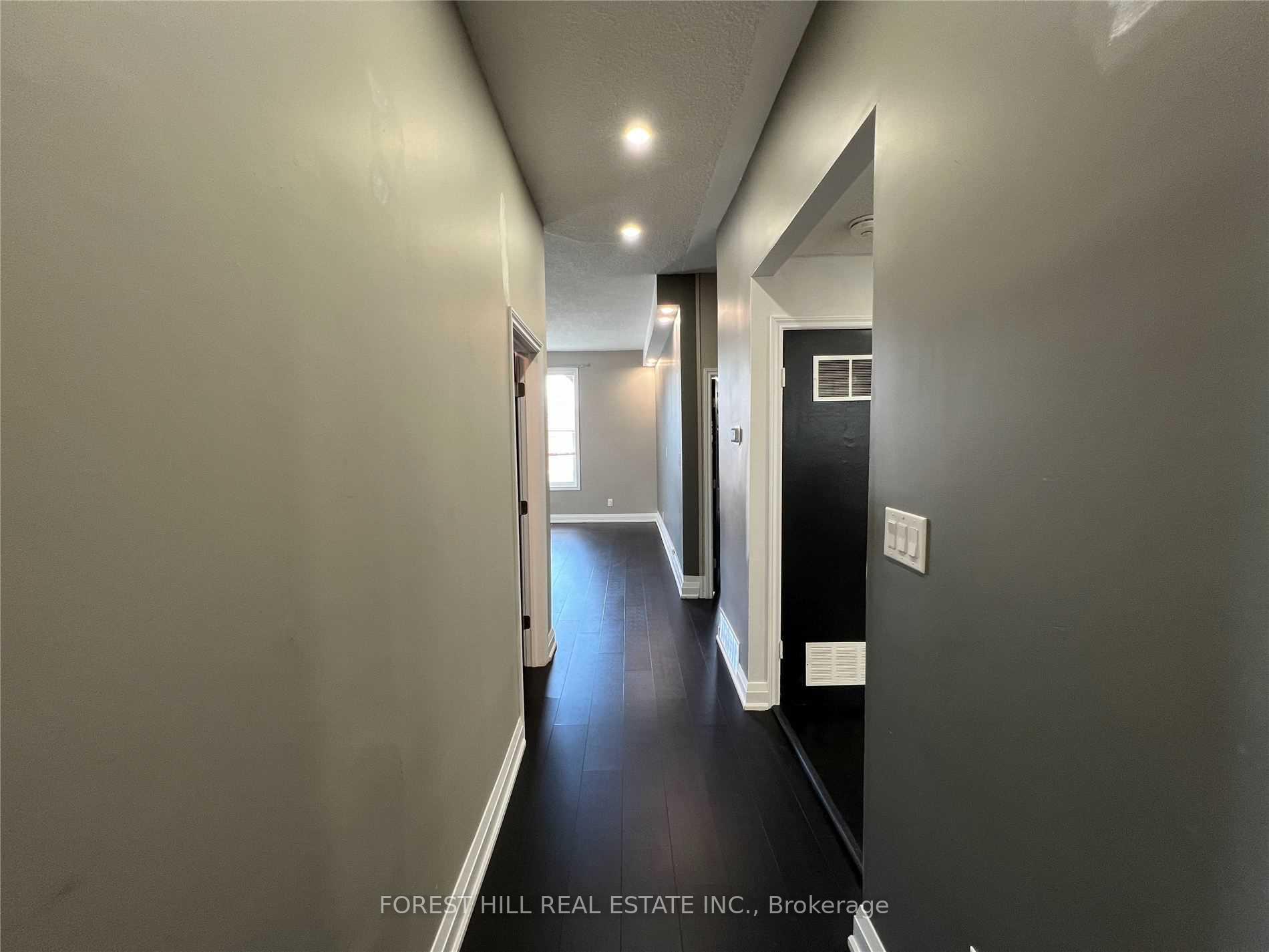 Photo 17 of Unit Upper, 136 Main Street E, Milton, Old Milton — HOMEH