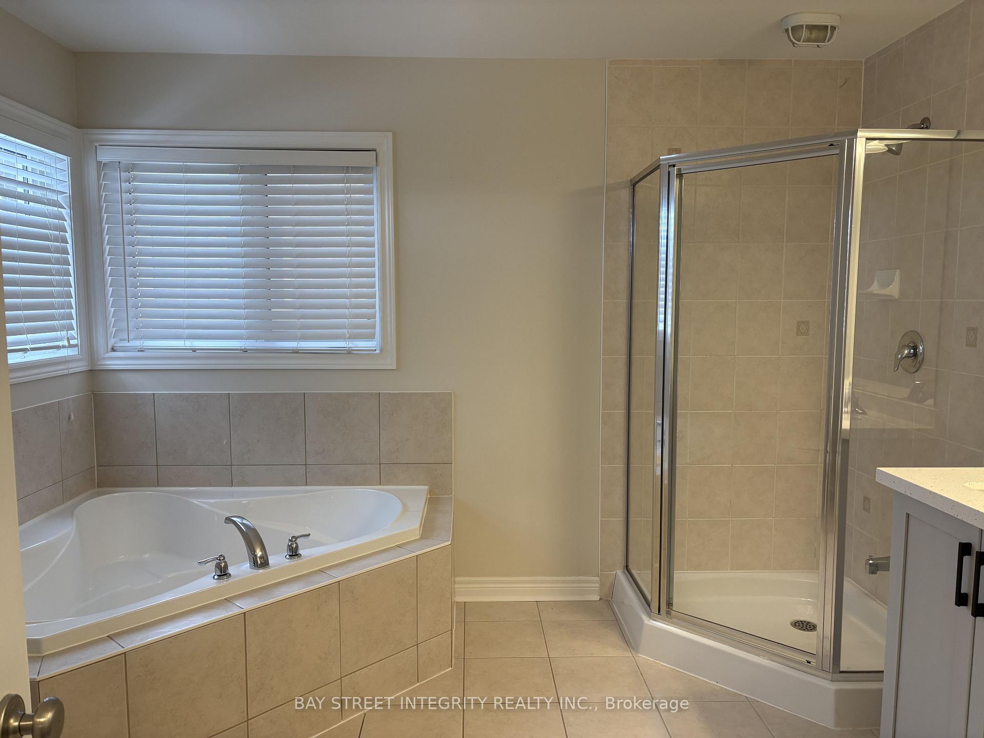 Photo 13 of 12 Corduroy Road, Markham, Victoria Manor-Jennings Gate — HOMEH
