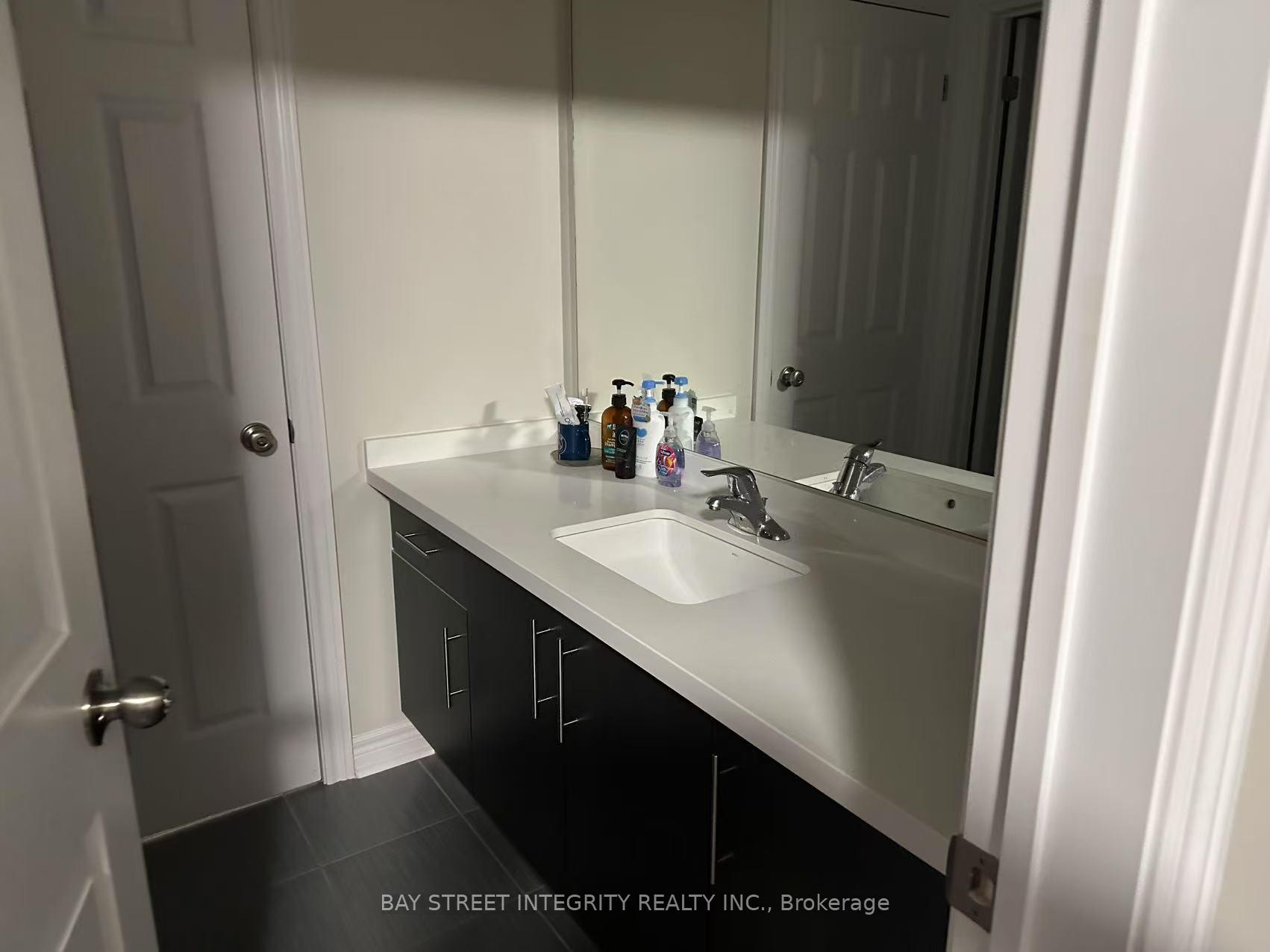 Photo 23 of 12 Corduroy Road, Markham, Victoria Manor-Jennings Gate — HOMEH