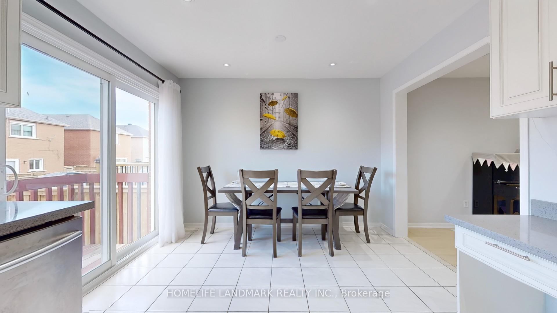 Photo 15 of 165 Doubtfire Crescent, Markham, Middlefield — HOMEH