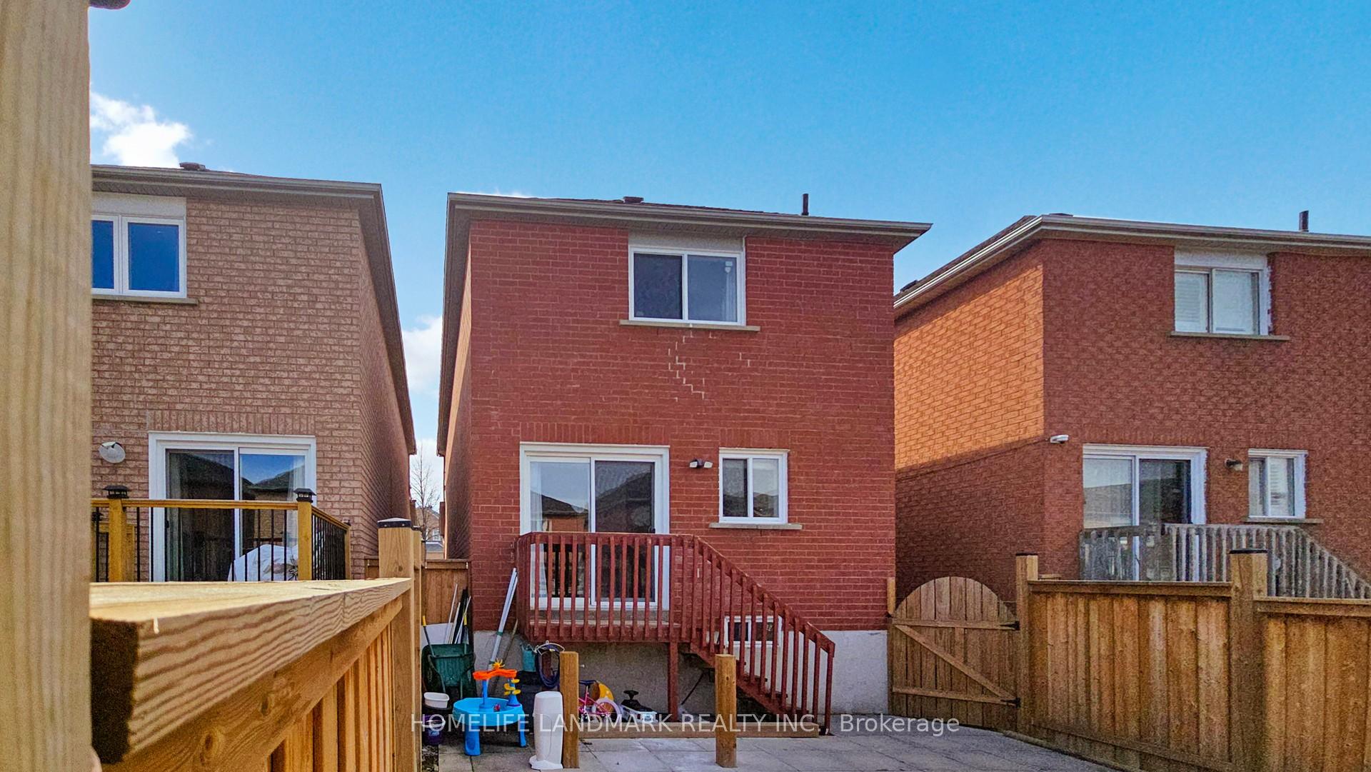 Photo 39 of 165 Doubtfire Crescent, Markham, Middlefield — HOMEH