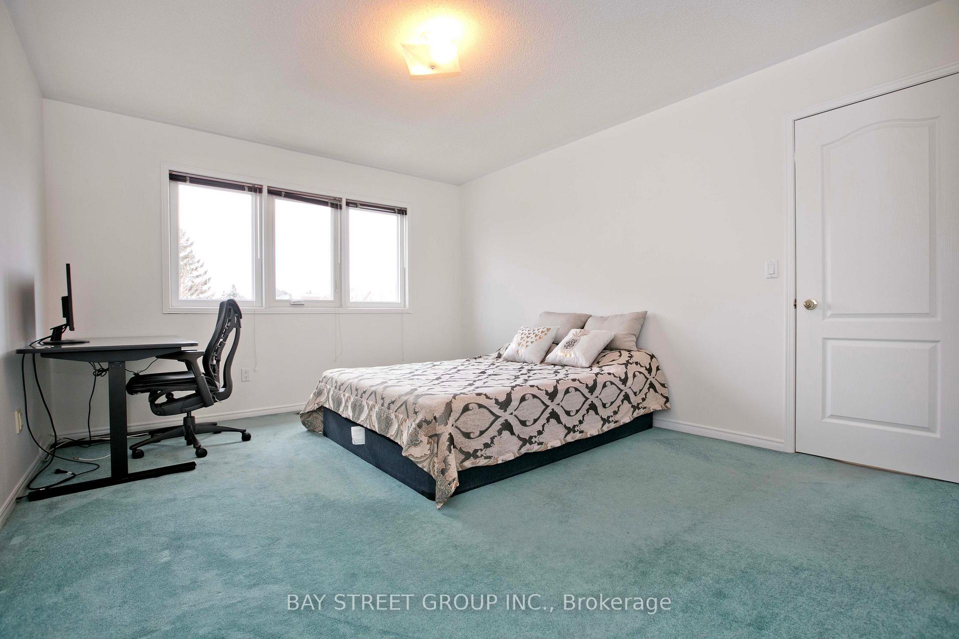 Photo 12 of 29 Webber Crescent, Markham, Unionville — HOMEH