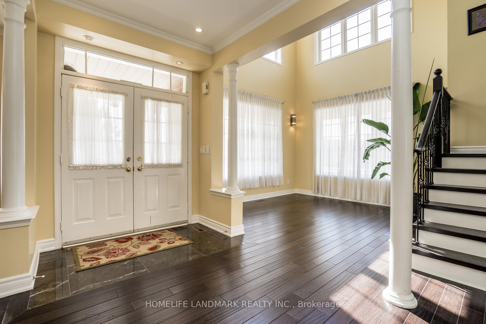 Photo 2 of 603 William Berczy Boulevard, Markham, Berczy — HOMEH
